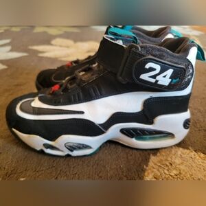 Nike Black and White Kids Sneakers